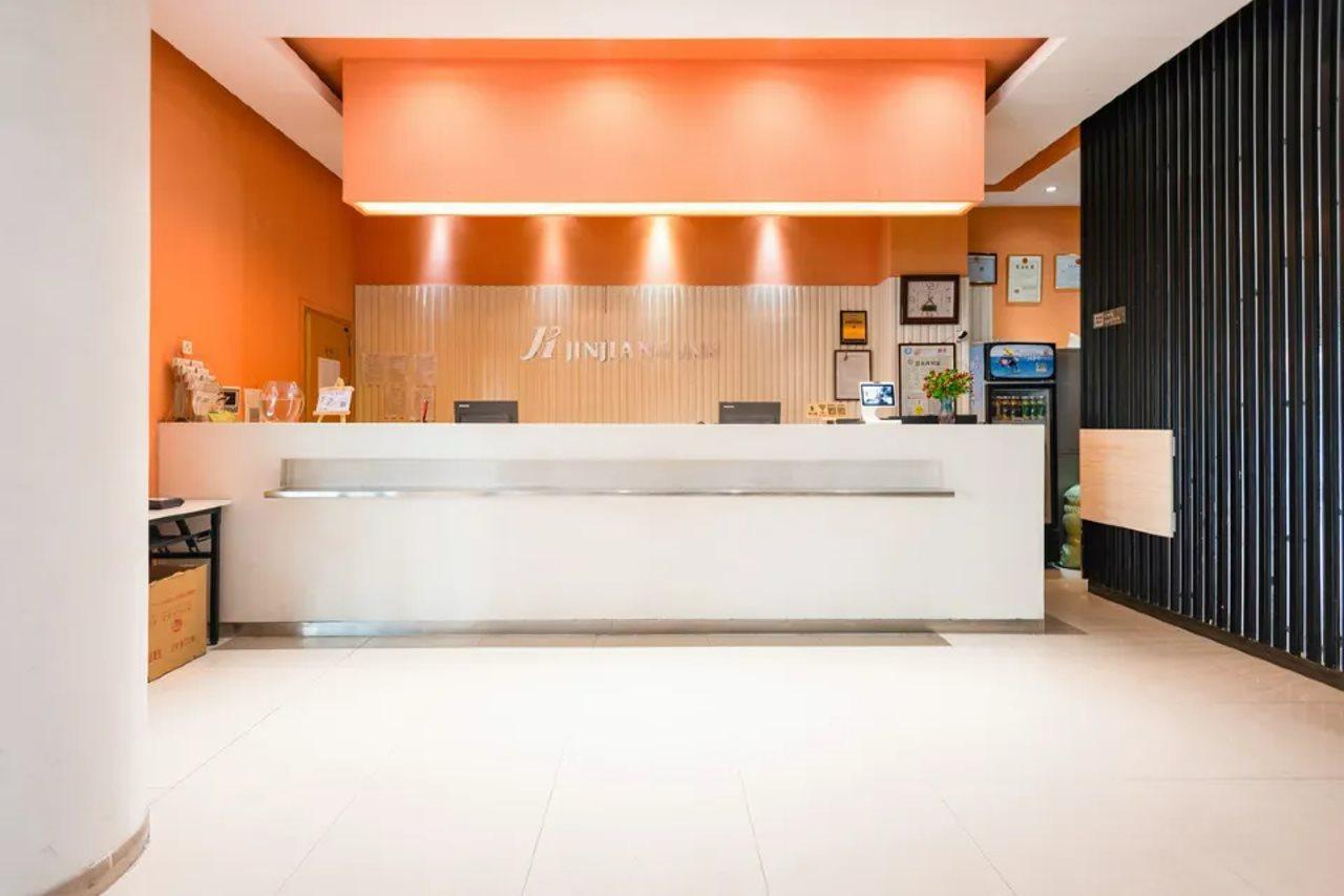 Hanting Express Qingdao South Chongqing Road Bagian luar foto