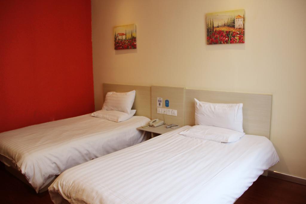 Hanting Express Qingdao South Chongqing Road Ruang foto