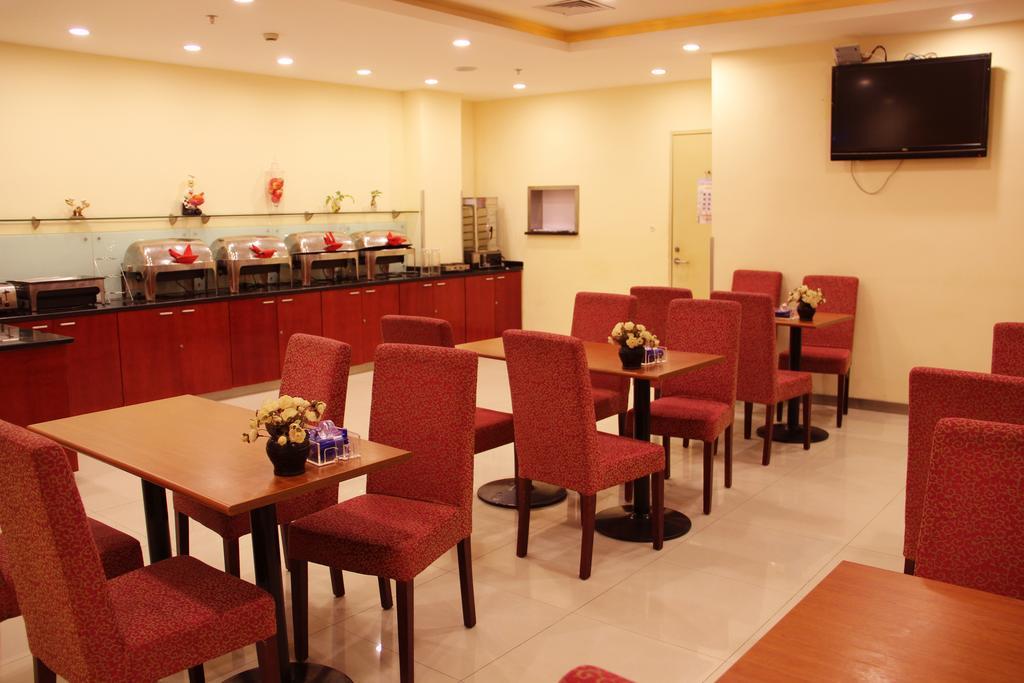 Hanting Express Qingdao South Chongqing Road Bagian luar foto